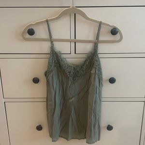 Abercrombie tank work once just needs to be steamed - excellent condition